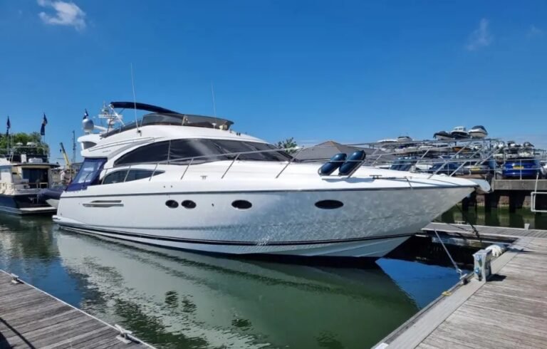 Sea Air Charters 768x490